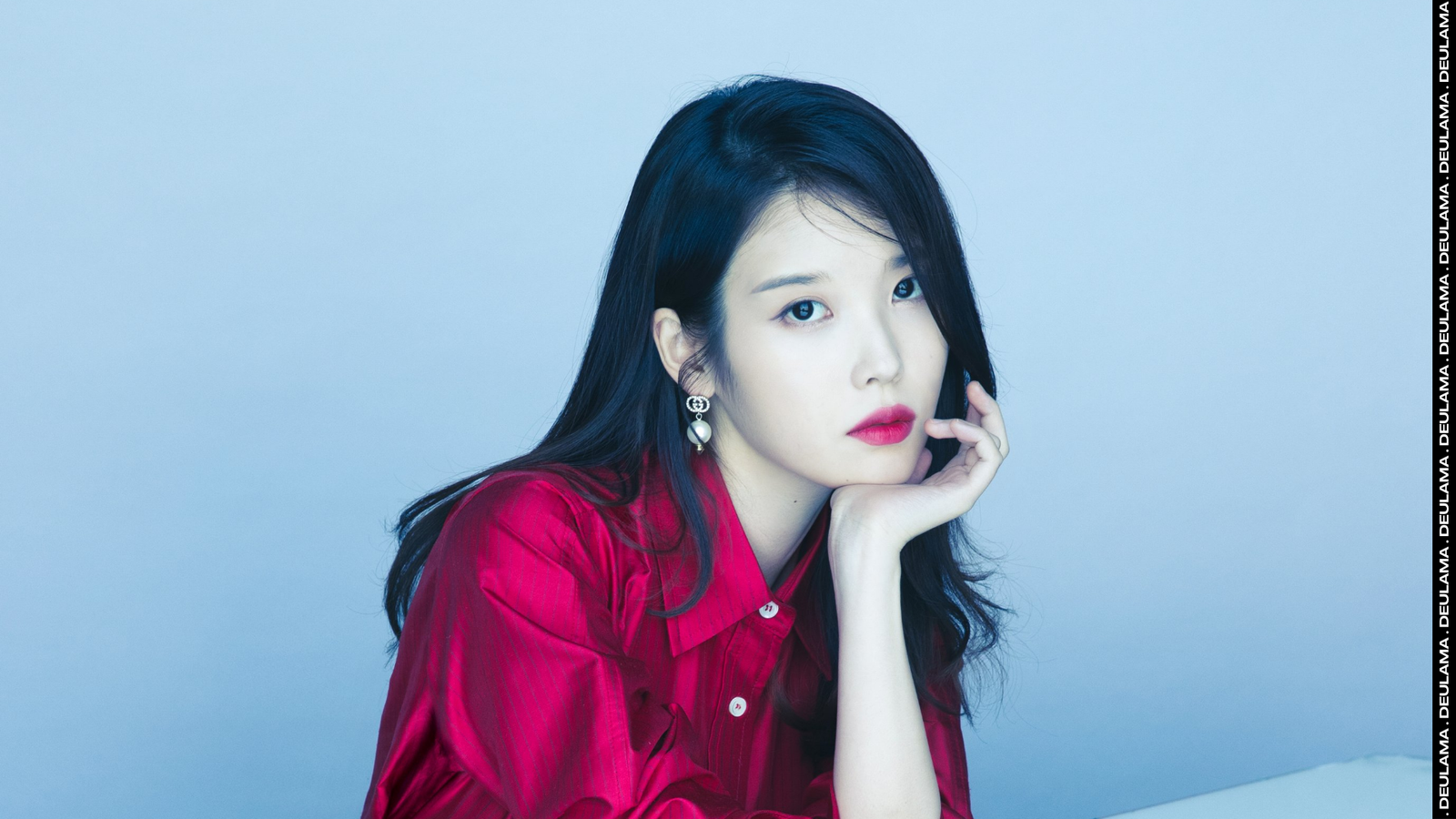 IU