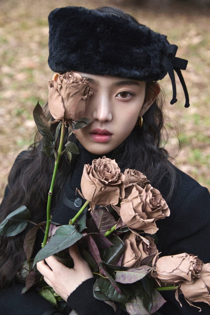 KiiiKiii revela primeiros teasers do retorno “Delulu World”, previsto para janeiro