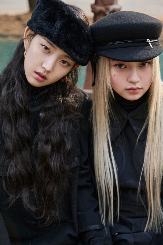 KiiiKiii revela primeiros teasers do retorno “Delulu World”, previsto para janeiro